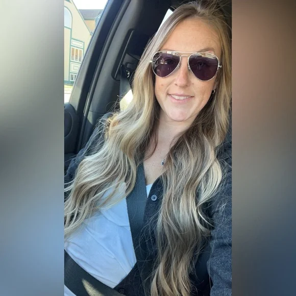 Rachael’s LIVE Show!! Come hang for CRAZY deals!! - Picture 3 of 6